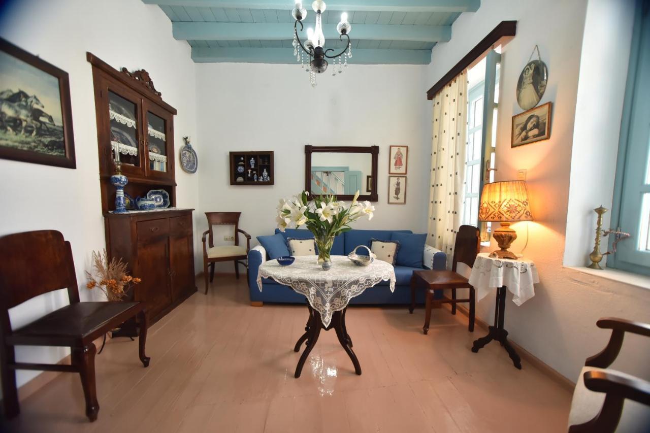 Traditional House By The Sea Mandrákion Exterior foto