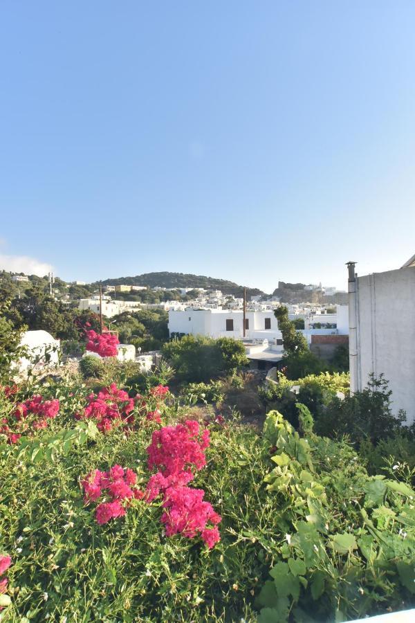 Traditional House By The Sea Mandrákion Exterior foto